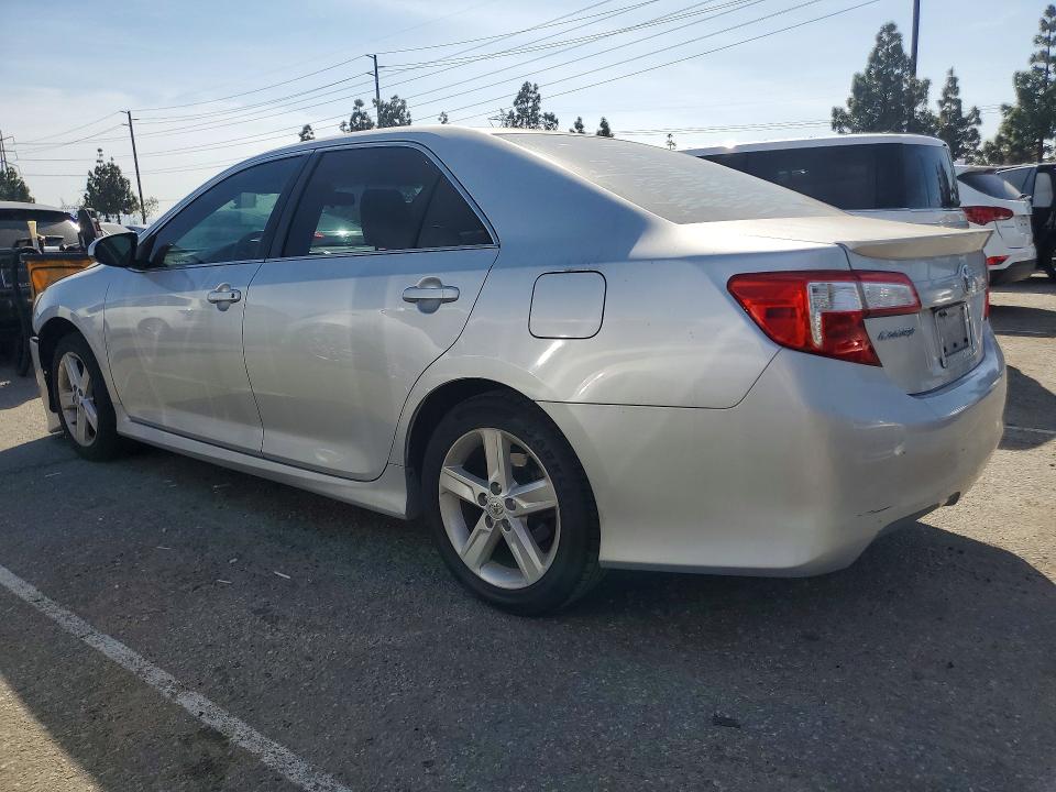 2014 Toyota Camry მანქანა იყიდება აუქციონზე, vin: 4T1BF1FK1EU800842, აუქციონის ნომერი: 46300576
