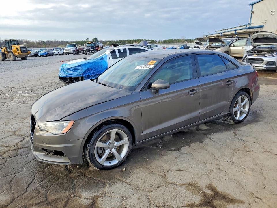 Продажа на аукционе авто 2015 Audi A3, vin: WAUBFGFF8F1054111, номер лота: 78982635