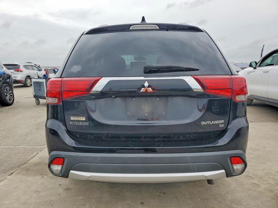 Продаж на аукціоні авто 2017 Mitsubishi Outlander, vin: JA4AD3A37HZ018810, номер лоту: 41999546