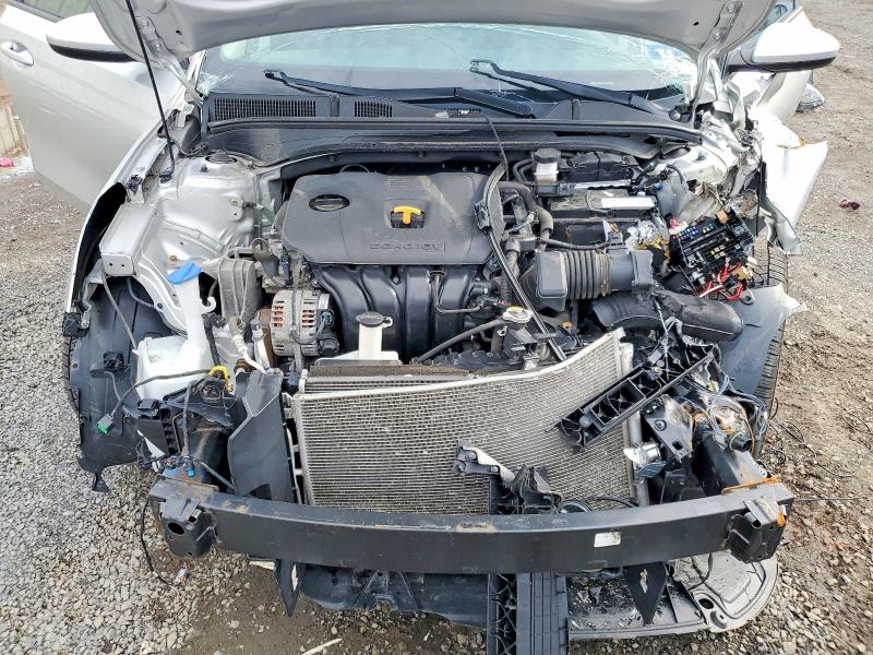 2020 Kia Forte მანქანა იყიდება აუქციონზე, vin: 3KPF24AD1LE163250, აუქციონის ნომერი: 46052416