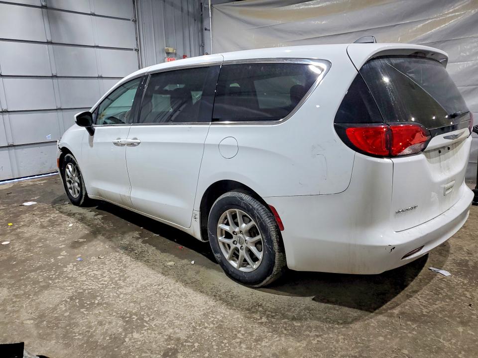 79370175 :رقم المزاد ، 2C4RC1CG4MR571984 vin ، 2021 Chrysler Voyager مزاد بيع
