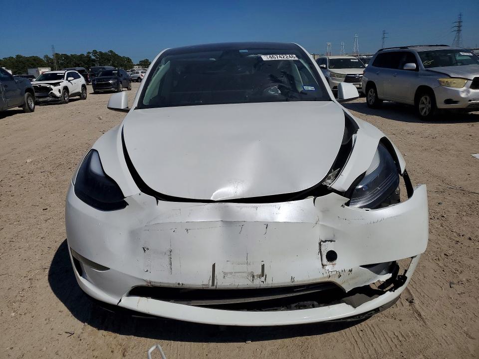 46742246 :رقم المزاد ، 7SAYGDEE3SA370955 vin ، 2023 Tesla Model Y مزاد بيع
