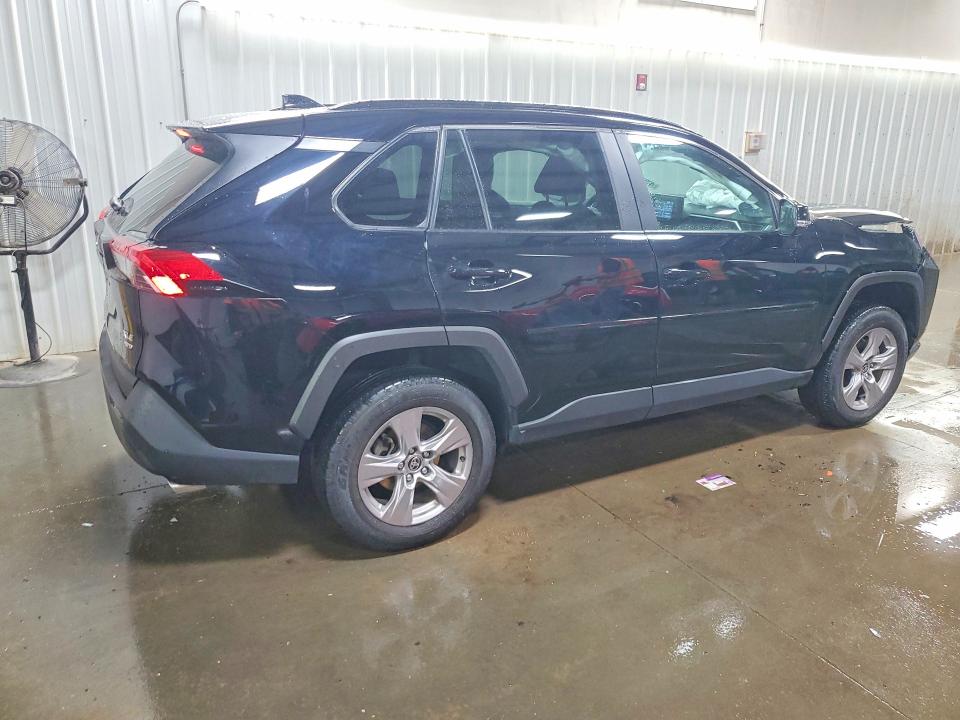 47908256 :رقم المزاد ، 2T3P1RFV3NC288314 vin ، 2022 Toyota Rav4 مزاد بيع