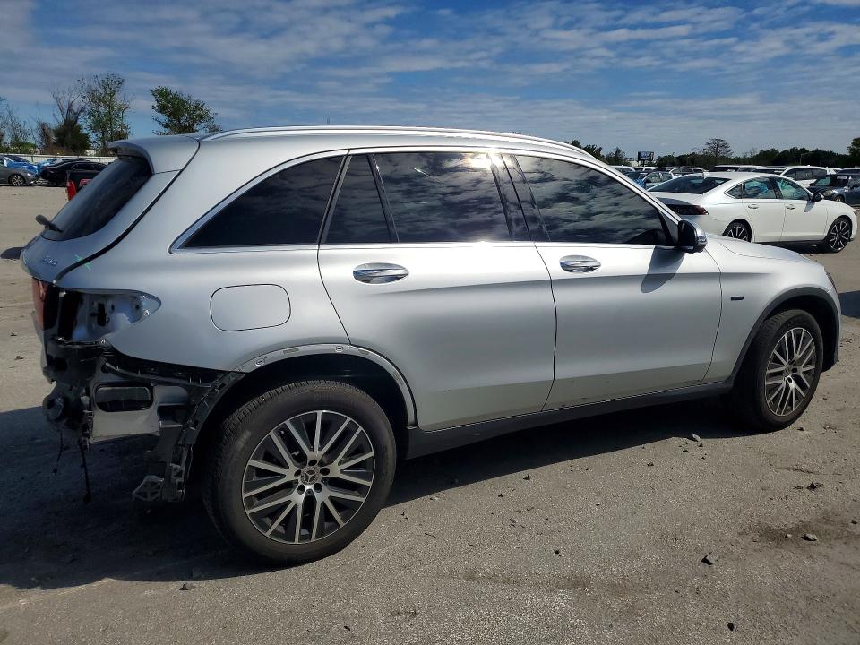 Продажа на аукционе авто 2020 Mercedes-benz Glc, vin: W1N0G5DB1LF779827, номер лота: 46436746