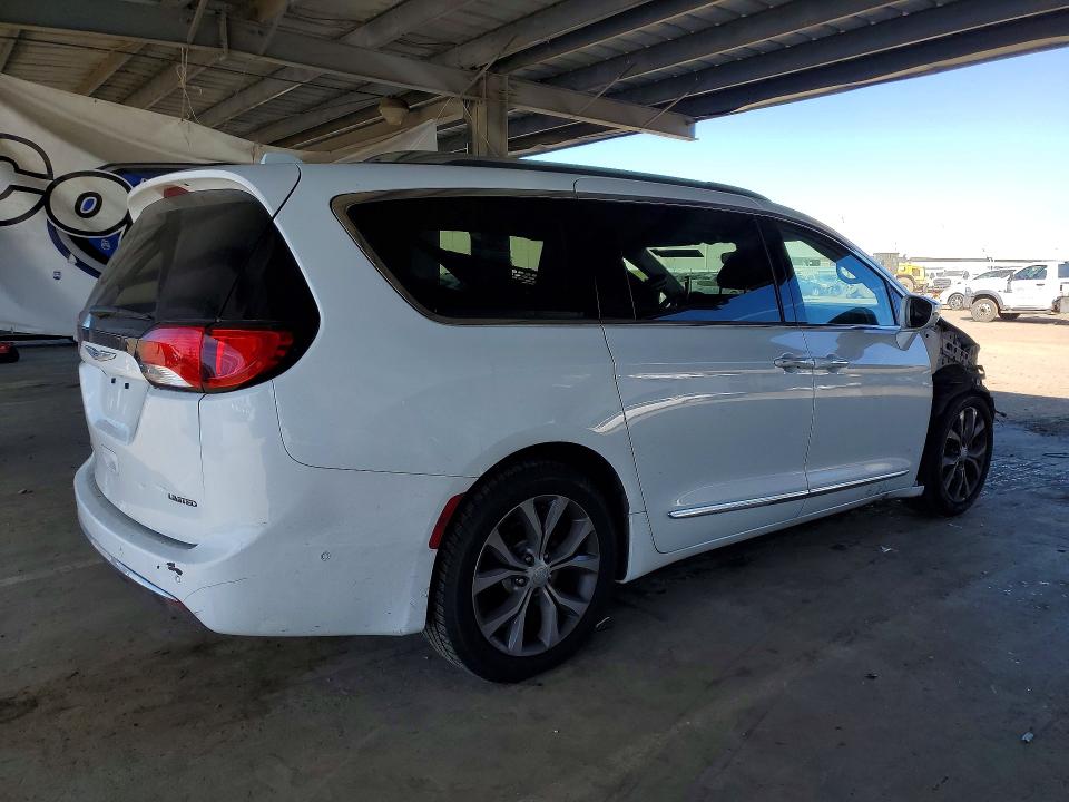 Продажа на аукционе авто 2018 Chrysler Pacifica, vin: 2C4RC1GG2JR358022, номер лота: 45799446