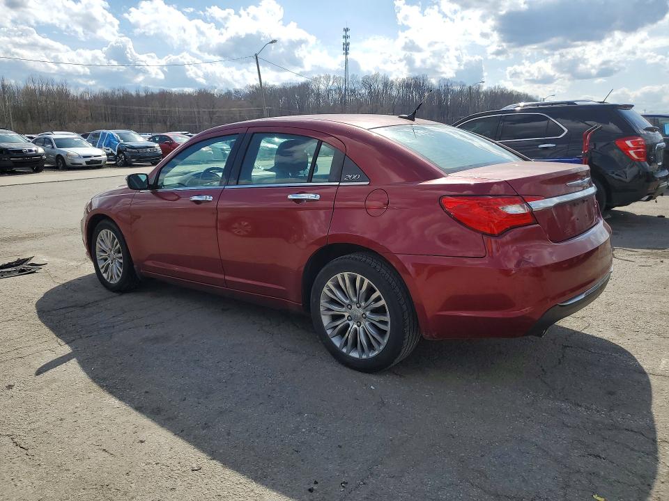 41703976 :رقم المزاد ، 1C3CCBCG2DN503342 vin ، 2013 Chrysler 200 مزاد بيع