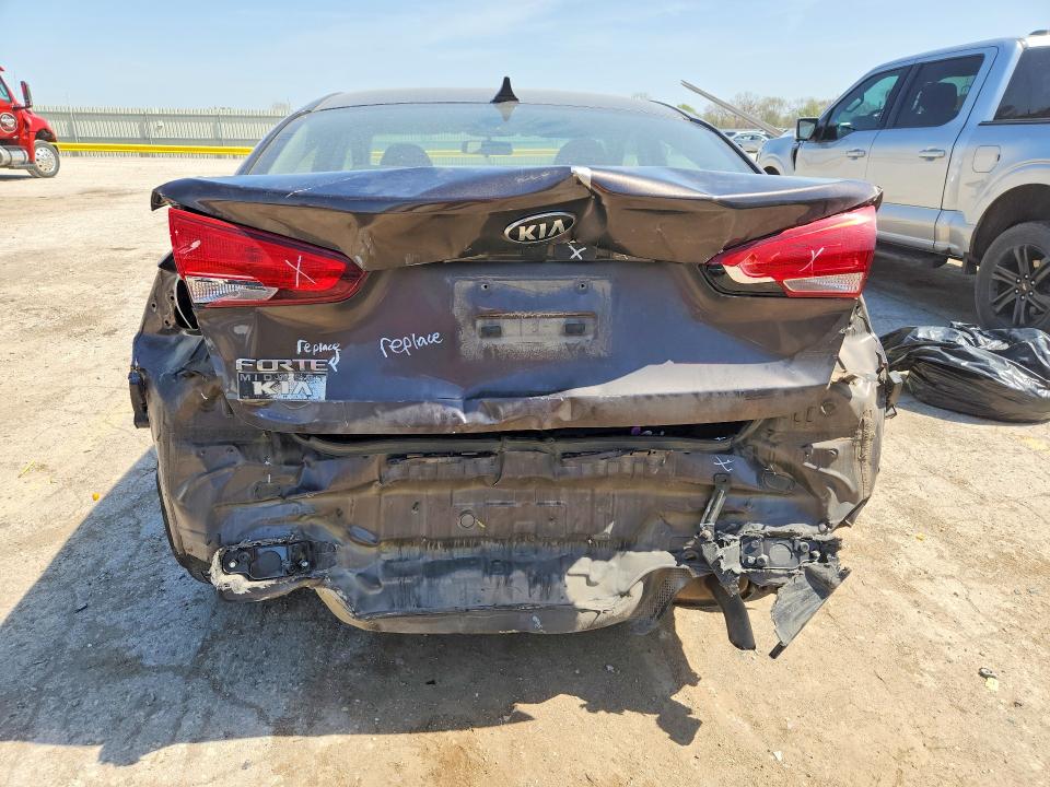 Aukcja sprzedaży 2018 Kia Forte, vin: 3KPFK4A71JE201938, numer aukcji: 47795146