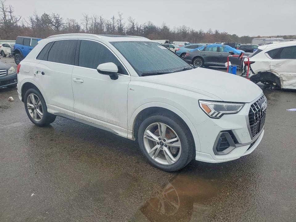 2022 Audi Q3 მანქანა იყიდება აუქციონზე, vin: WA1EECF30N1049561, აუქციონის ნომერი: 78312415