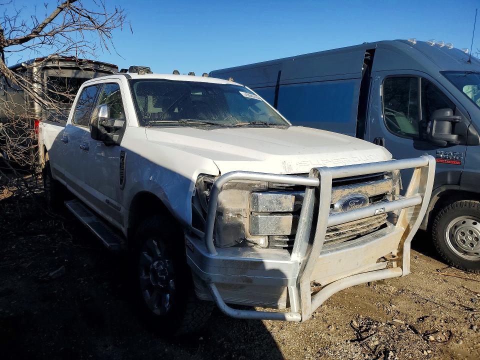 Продажа на аукционе авто 2018 Ford F350, vin: 1FT8W3BT5JEB50927, номер лота: 45593166