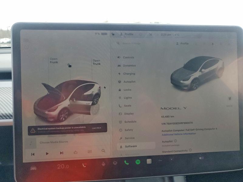 2024 Tesla Model Y მანქანა იყიდება აუქციონზე, vin: 7SAYGDED0RF990070, აუქციონის ნომერი: 73662275