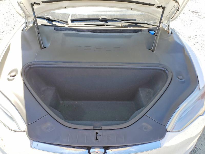 47264336 :رقم المزاد ، 5YJSA1E24GF158505 vin ، 2016 Tesla Model S مزاد بيع
