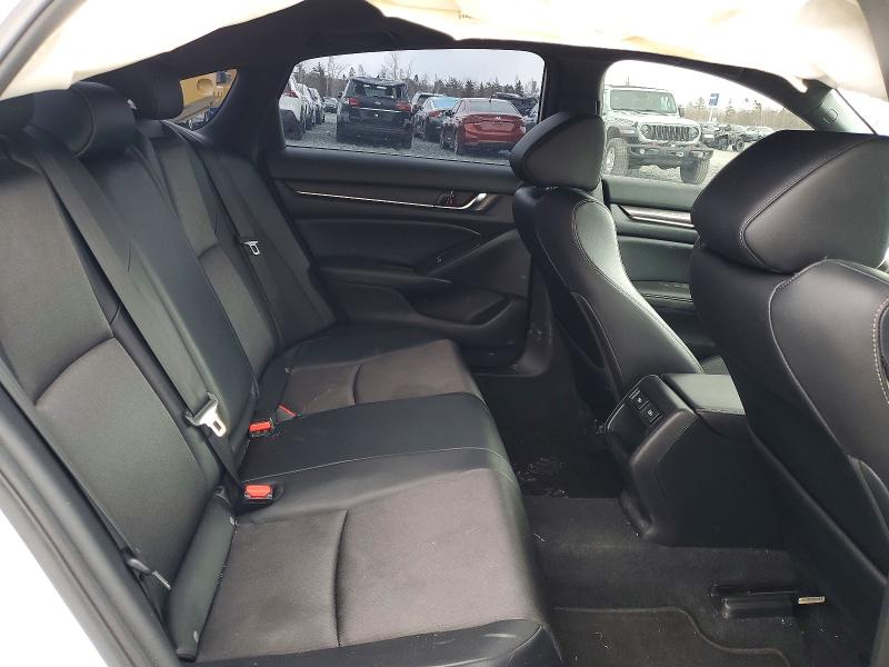 46723326 :رقم المزاد ، 1HGCV2F39NA800665 vin ، 2022 Honda Accord مزاد بيع