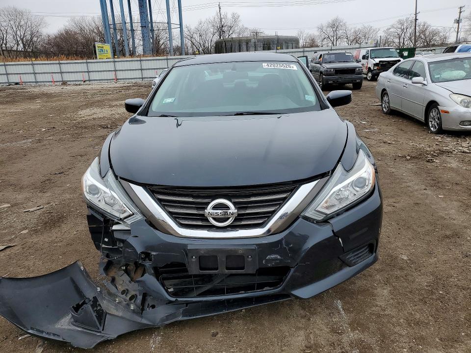2017 Nissan Altima მანქანა იყიდება აუქციონზე, vin: 1N4AL3AP6HC109555, აუქციონის ნომერი: 42025526