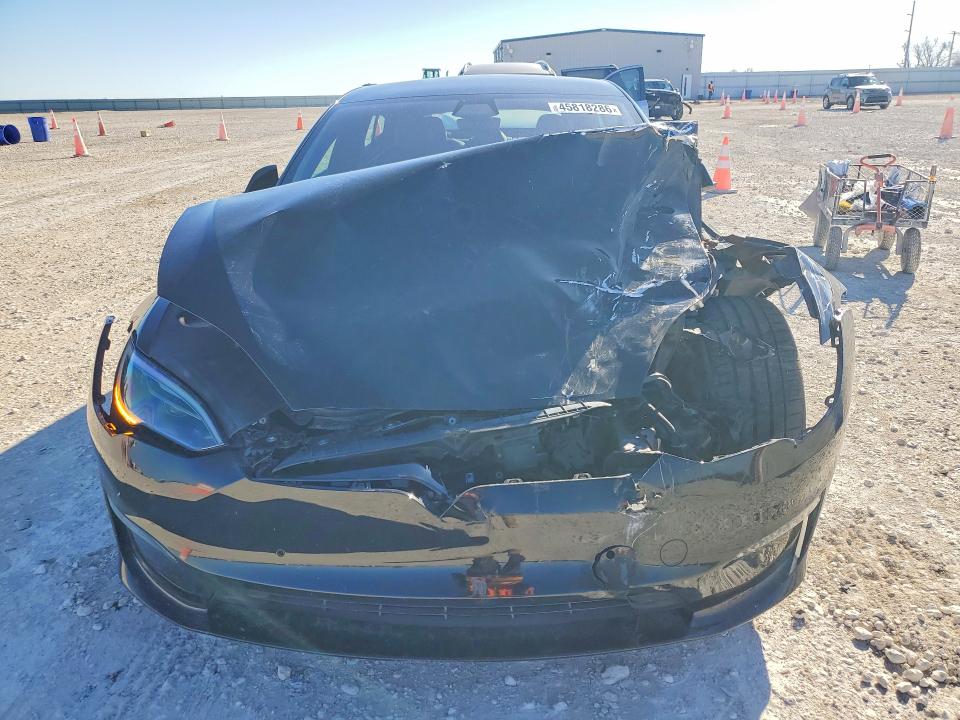 45818286 :رقم المزاد ، 5YJSA1E64NF480450 vin ، 2022 Tesla Model S مزاد بيع