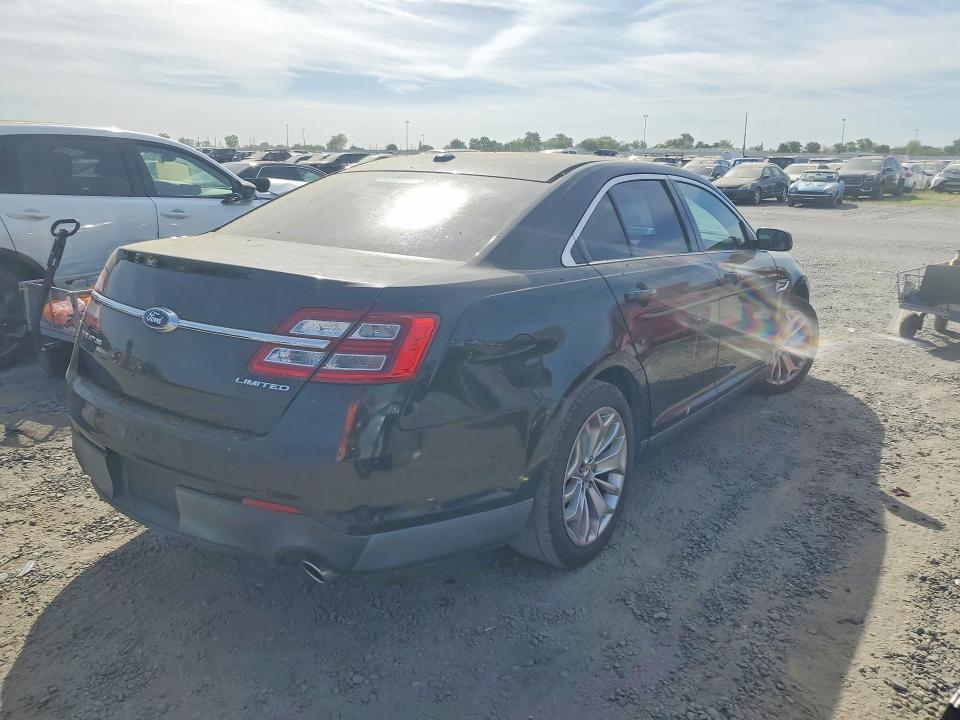 47243546 :رقم المزاد ، 1FAHP2F88DG204197 vin ، 2013 Ford Taurus مزاد بيع