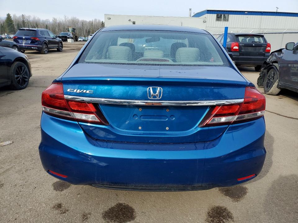 2013 Honda Civic მანქანა იყიდება აუქციონზე, vin: 2HGFB2F43DH028517, აუქციონის ნომერი: 47155606