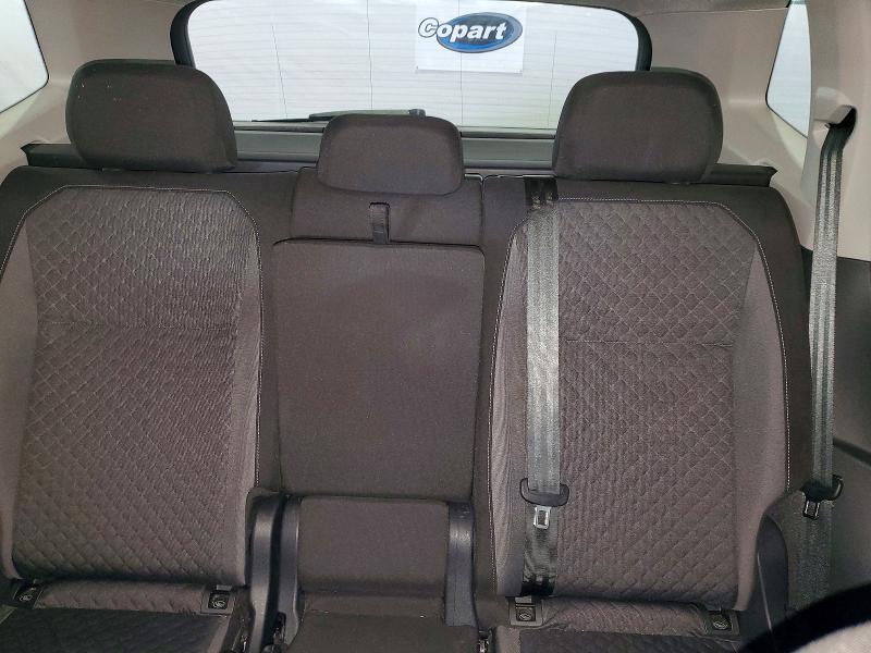 Продажа на аукционе авто 2018 Volkswagen Tiguan, vin: 3VV0B7AX0JM157381, номер лота: 46657186