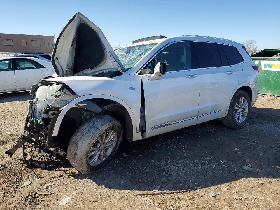 45987016 :رقم المزاد ، 1GYKPBR4XNZ138910 vin ، 2022 Cadillac Xt6 مزاد بيع
