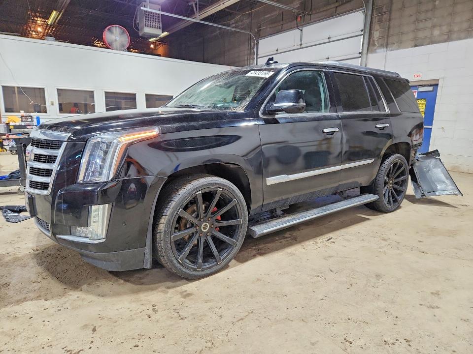 46435186 :رقم المزاد ، 1GYS4CKJ9JR218823 vin ، 2018 Cadillac Escalade مزاد بيع