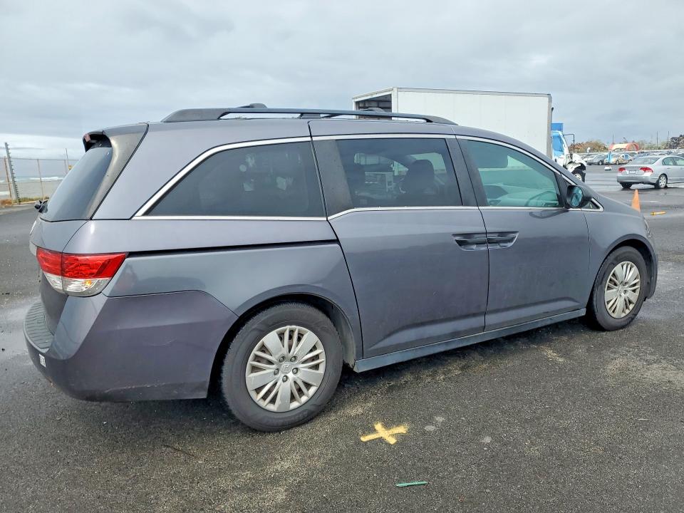 46961376 :رقم المزاد ، 5FNRL5H23FB094418 vin ، 2015 Honda Odyssey مزاد بيع