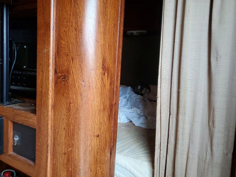 46824276 :رقم المزاد ، 4YDT28B24D7201639 vin ، 2013 Keystone Hideout مزاد بيع
