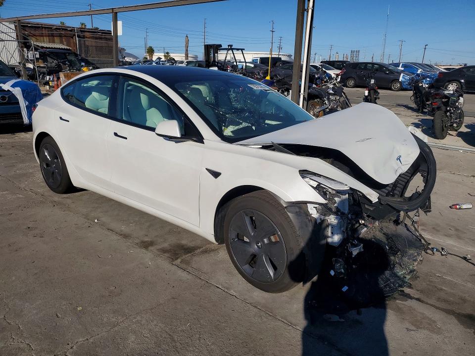 79575395 :رقم المزاد ، 5YJ3E1EB8NF175426 vin ، 2022 Tesla Model 3 مزاد بيع