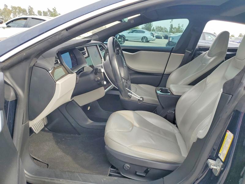 47610396 :رقم المزاد ، 5YJSA1H11EFP55806 vin ، 2014 Tesla Model S مزاد بيع