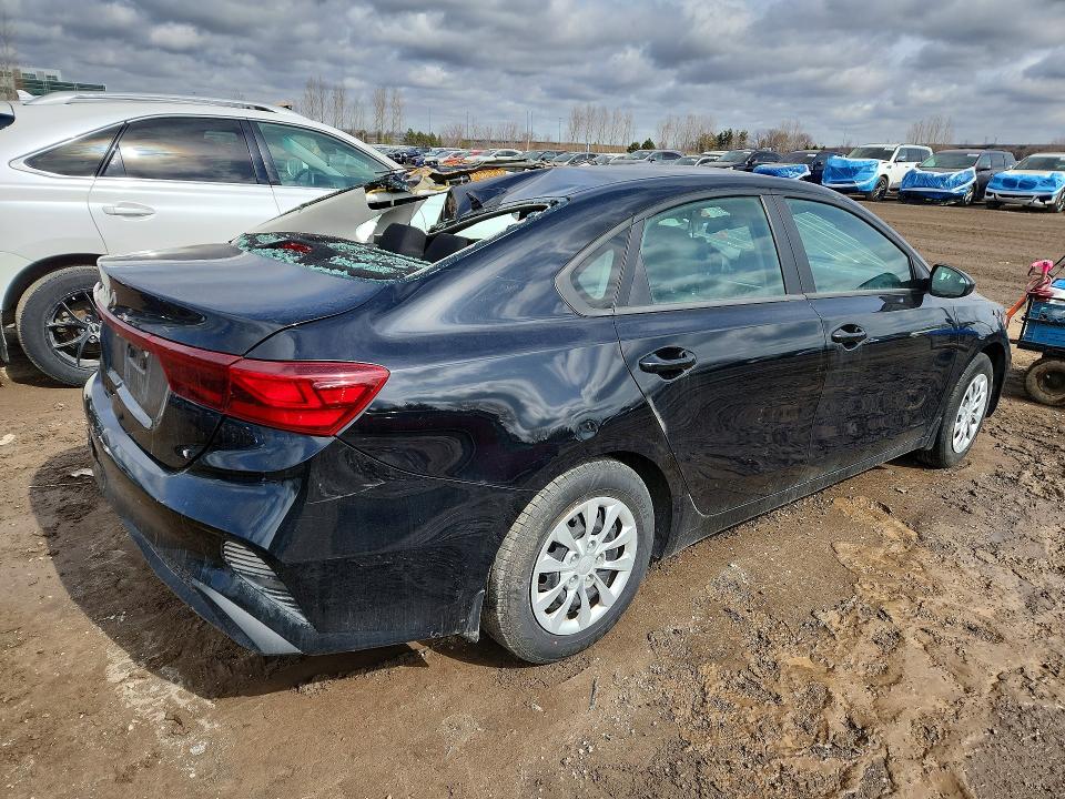 46855306 :رقم المزاد ، 3KPF24AD6NE438291 vin ، 2022 Kia Forte مزاد بيع