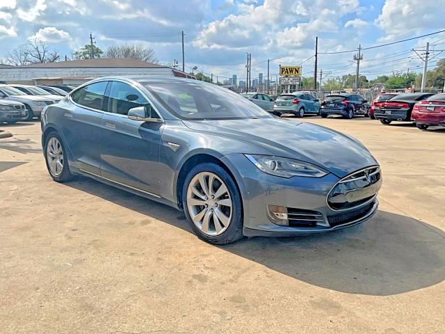 Продаж на аукціоні авто 2013 Tesla Model S, vin: 5YJSA1CN5DFP30142, номер лоту: 47643436