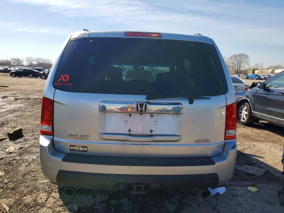 46411656 :رقم المزاد ، 5FNYF4H5XAB013219 vin ، 2010 Honda Pilot مزاد بيع