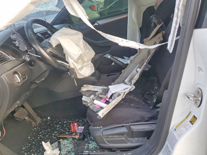 Aukcja sprzedaży 2017 Volkswagen Jetta, vin: 3VWD17AJ2HM353988, numer aukcji: 46930296