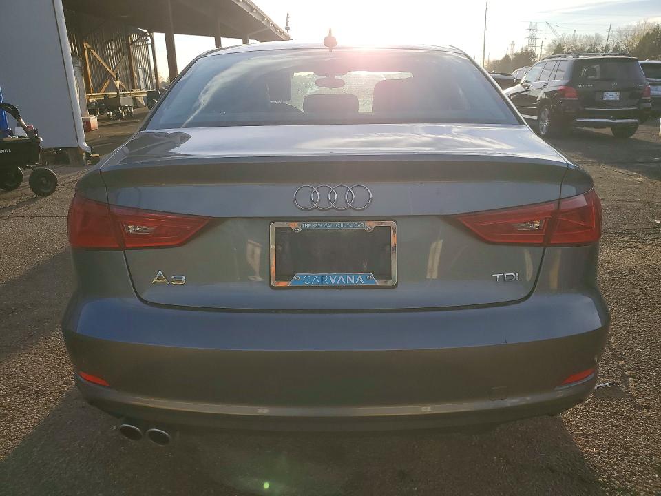 Продаж на аукціоні авто 2015 Audi A3, vin: WAUAJGFF4F1044010, номер лоту: 47422276