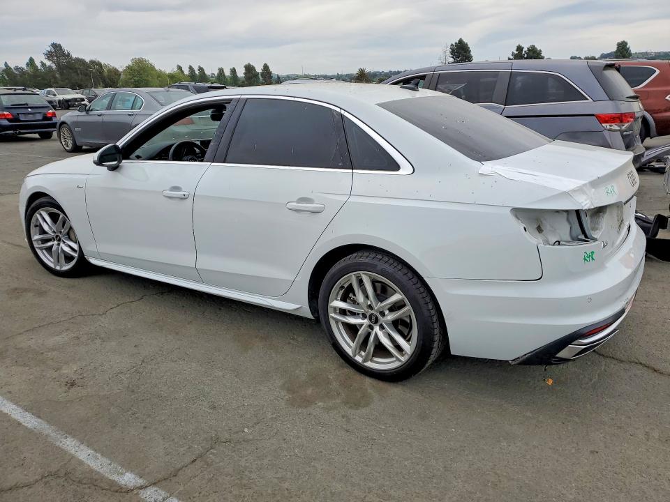 Продаж на аукціоні авто 2022 Audi A4, vin: WAUEAAF46NN014107, номер лоту: 47059846