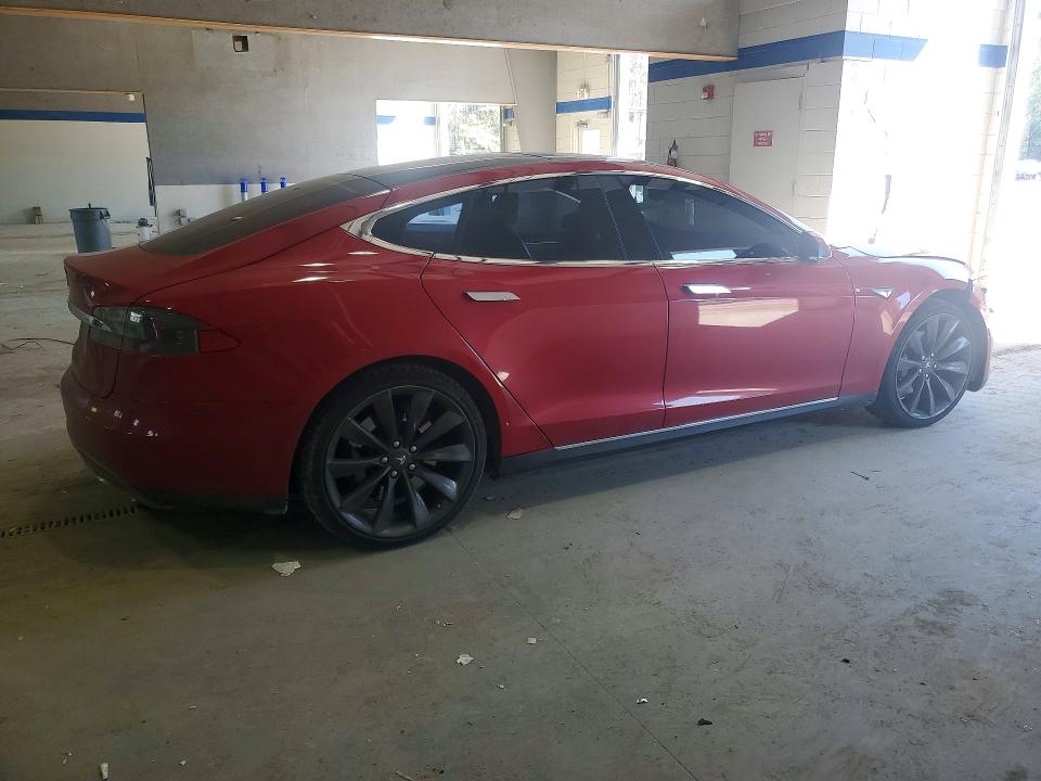 Продажа на аукционе авто 2014 Tesla Model S, vin: 5YJSA1H15EFP66095, номер лота: 41984796