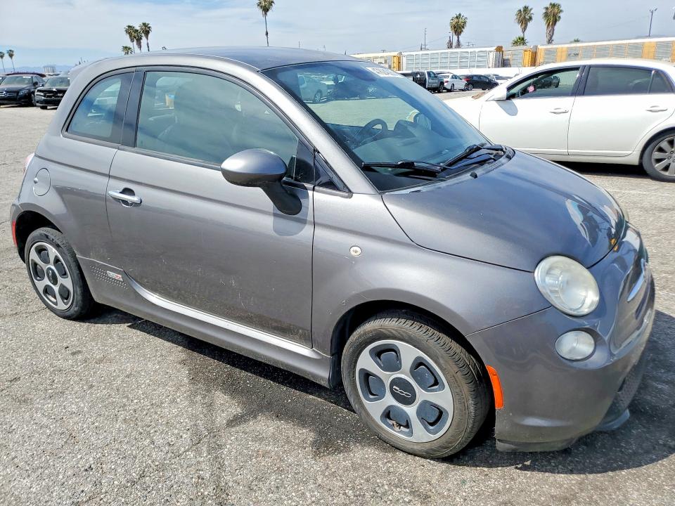 Продажа на аукционе авто 2013 Fiat 500, vin: 3C3CFFGEXDT744797, номер лота: 47624026