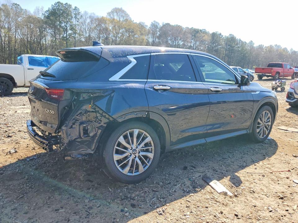 2025 Infiniti Qx50 მანქანა იყიდება აუქციონზე, vin: 3PCAJ5AB3SF105778, აუქციონის ნომერი: 46608176