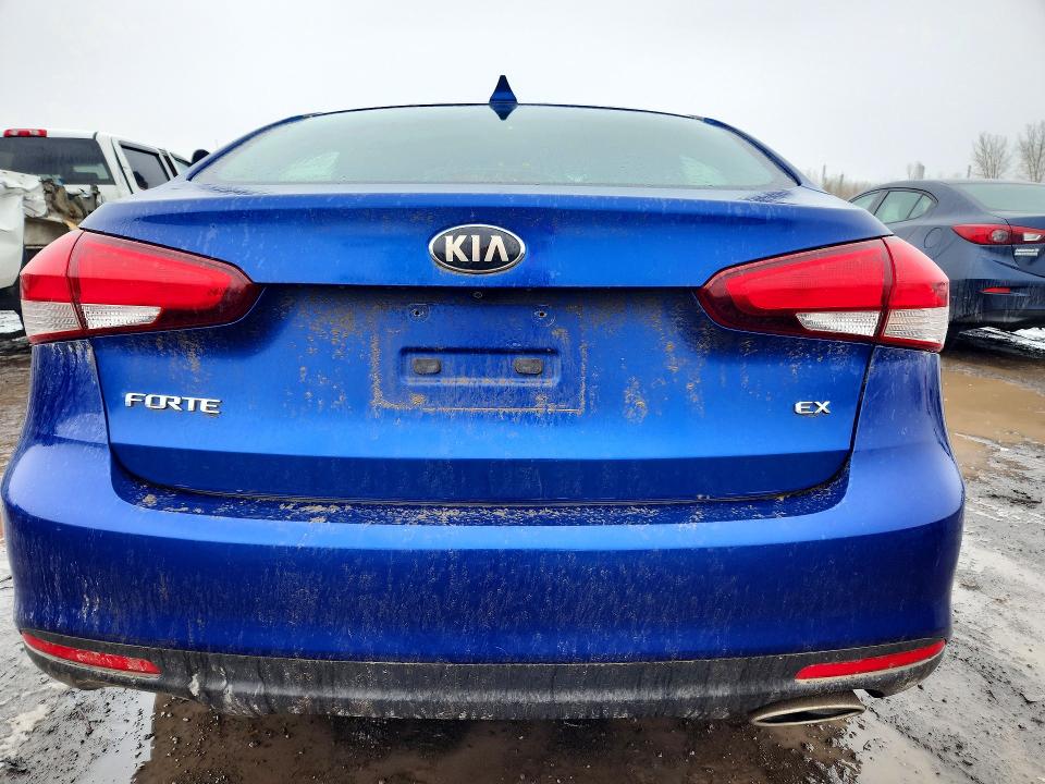 2017 Kia Forte მანქანა იყიდება აუქციონზე, vin: 3KPFL4A85HE006232, აუქციონის ნომერი: 47185006