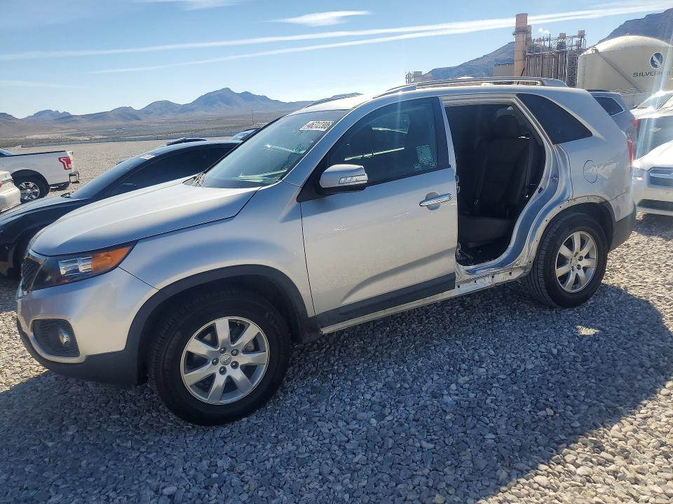 Продаж на аукціоні авто 2013 Kia Sorento, vin: 5XYKT3A6XDG410261, номер лоту: 46312306