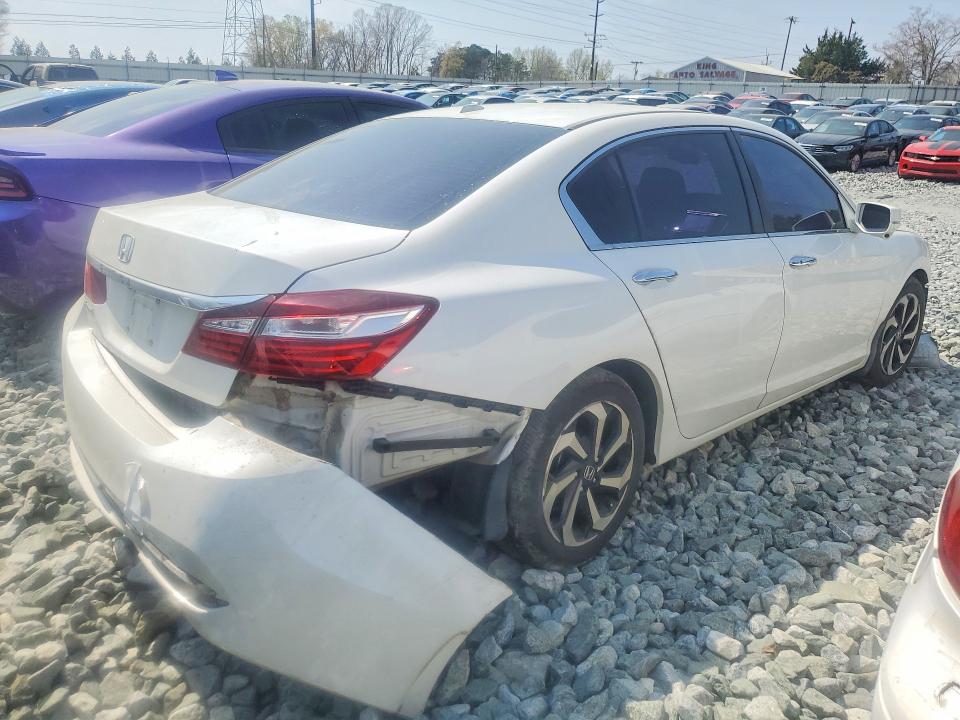 47405636 :رقم المزاد ، 1HGCR2F88GA246201 vin ، 2016 Honda Accord مزاد بيع