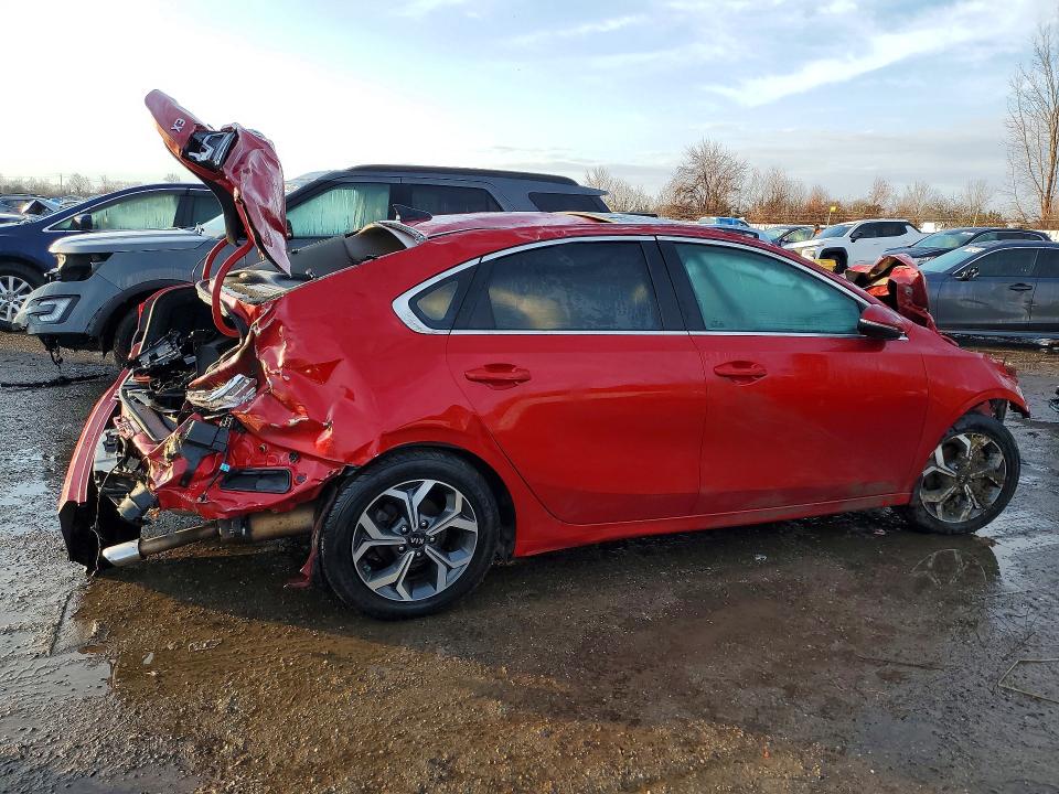 2020 Kia Forte მანქანა იყიდება აუქციონზე, vin: 3KPF54ADXLE219936, აუქციონის ნომერი: 79988435