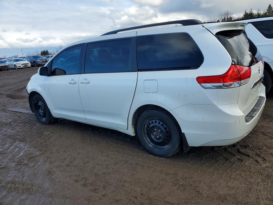 Продажа на аукционе авто 2014 Toyota Sienna, vin: 5TDDK3DC9ES083580, номер лота: 46454576