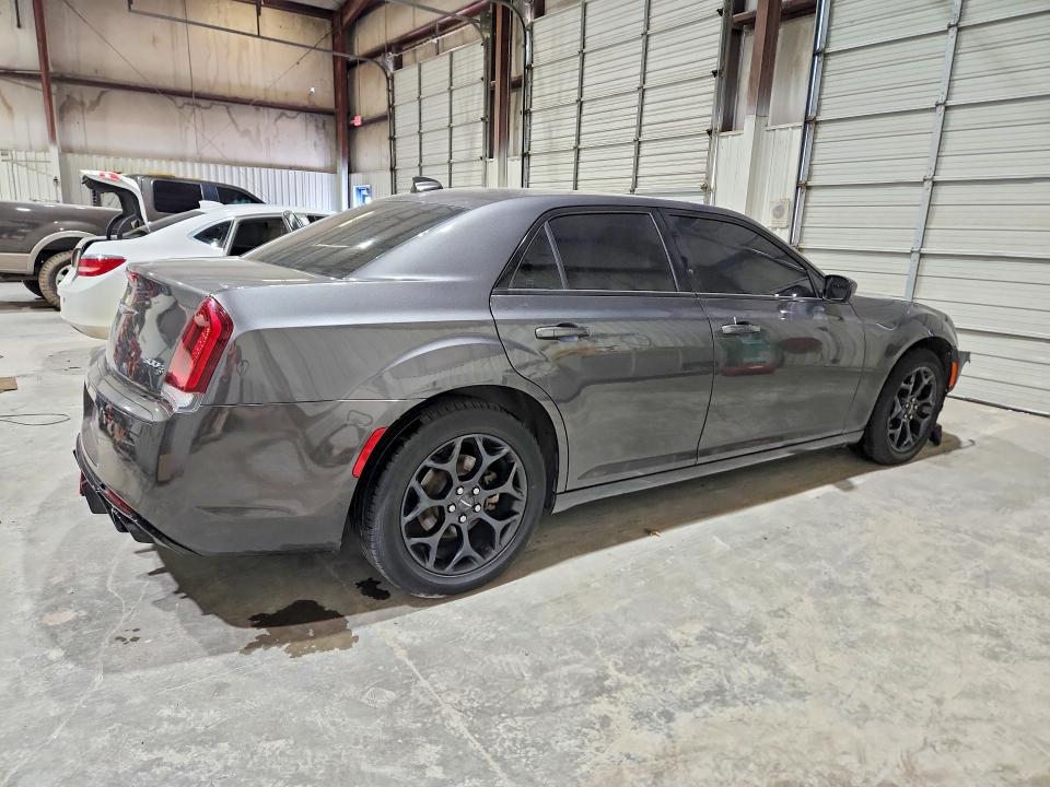 Продажа на аукционе авто 2019 Chrysler 300, vin: 2C3CCAGG0KH610691, номер лота: 46009516