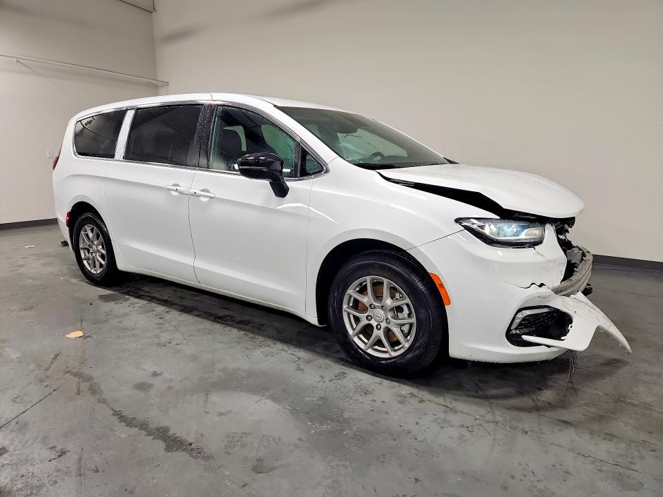 Aukcja sprzedaży 2026 Chrysler Pacifica, vin: 2C4RC1BG9TR197534, numer aukcji: 46852256