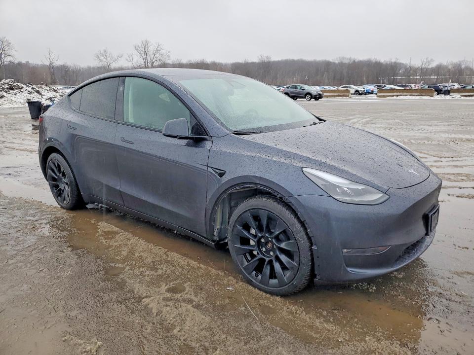 79615775 :رقم المزاد ، 7SAYGDEE7RA248495 vin ، 2024 Tesla Model Y مزاد بيع