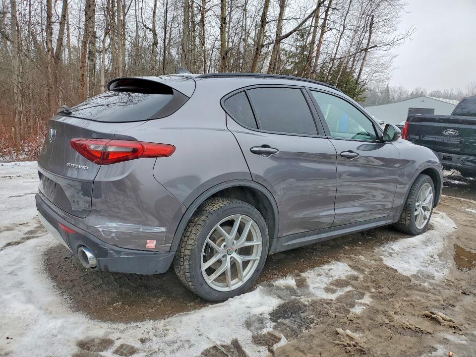 Продажа на аукционе авто 2018 Alfa Romeo Stelvio, vin: ZASFAKNN8J7B67245, номер лота: 46638986