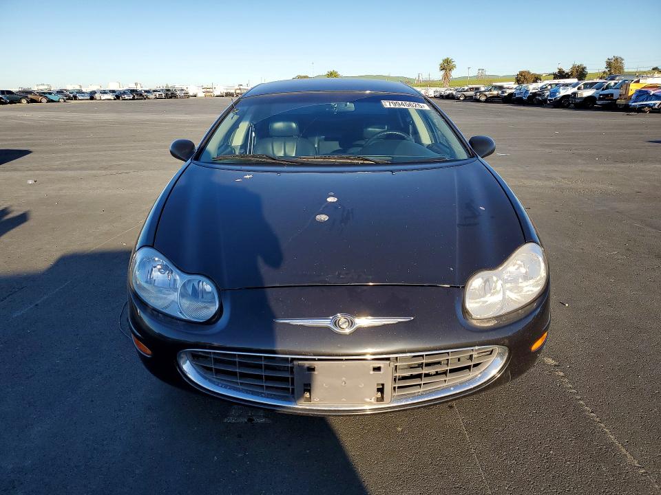 79945625 :رقم المزاد ، 2C3HD46R2XH619245 vin ، 1999 Chrysler Concorde مزاد بيع
