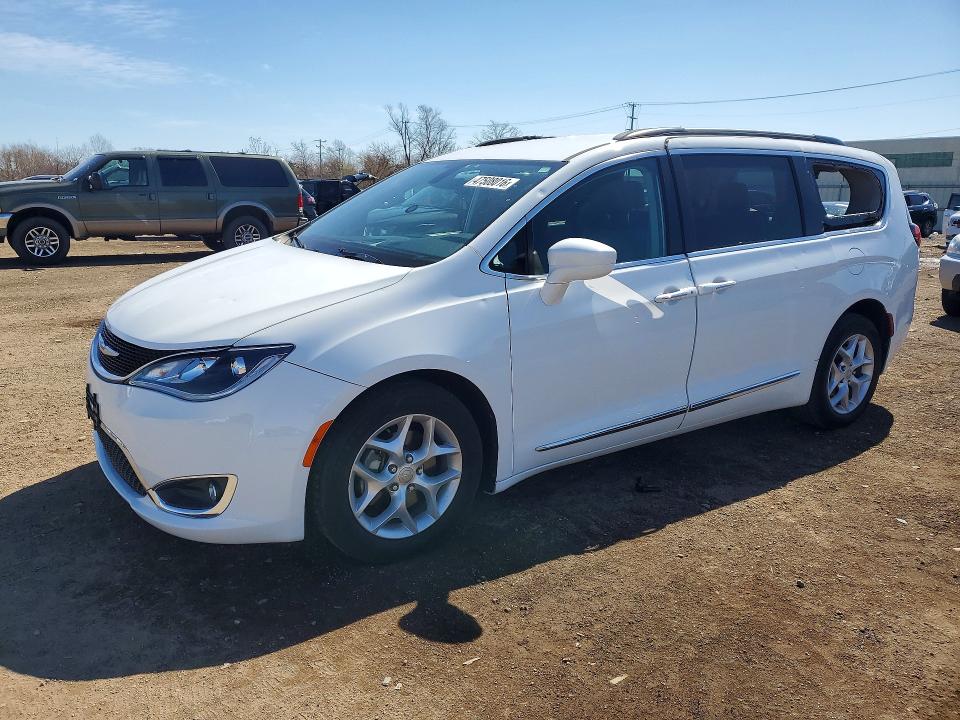Продажа на аукционе авто 2017 Chrysler Pacifica, vin: 2C4RC1BG8HR668337, номер лота: 47508016