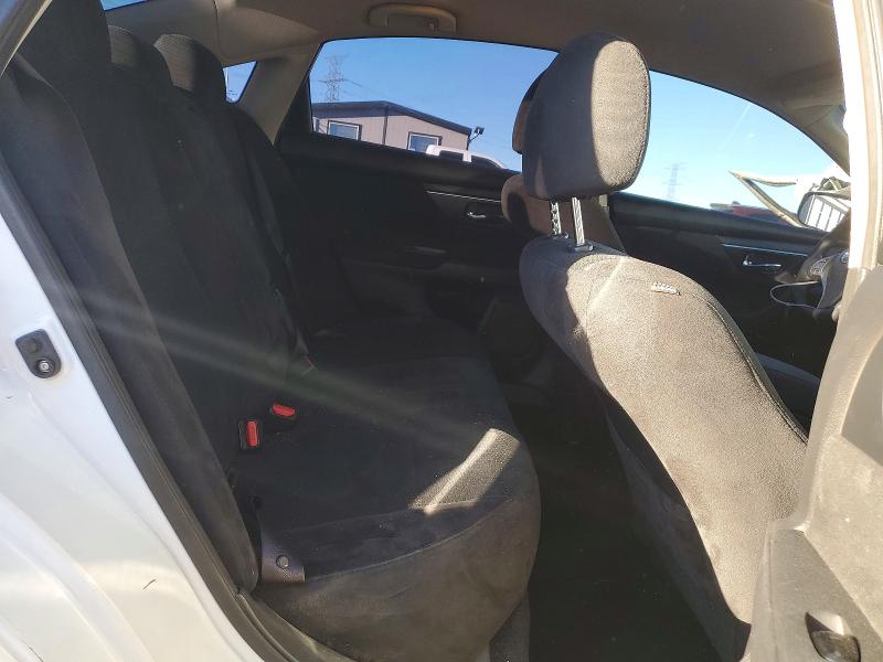 2015 Nissan Altima მანქანა იყიდება აუქციონზე, vin: 1N4AL3AP2FC205910, აუქციონის ნომერი: 46554926