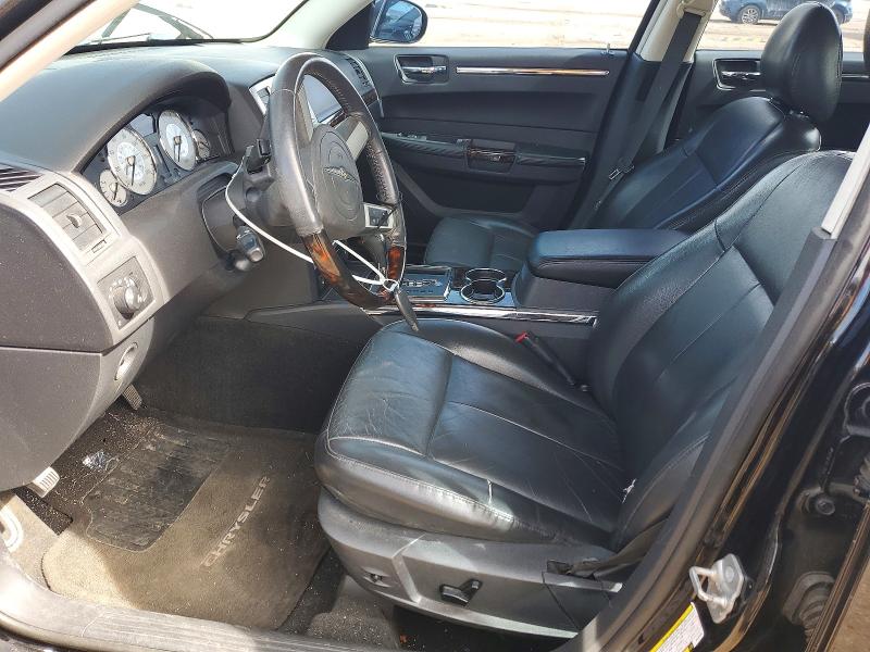 41807636 :رقم المزاد ، 2C3CA3CV1AH137579 vin ، 2010 Chrysler 300 مزاد بيع