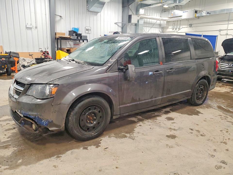 46101446 :رقم المزاد ، 2C4RDGEG3JR216507 vin ، 2018 Dodge Grand Caravan مزاد بيع